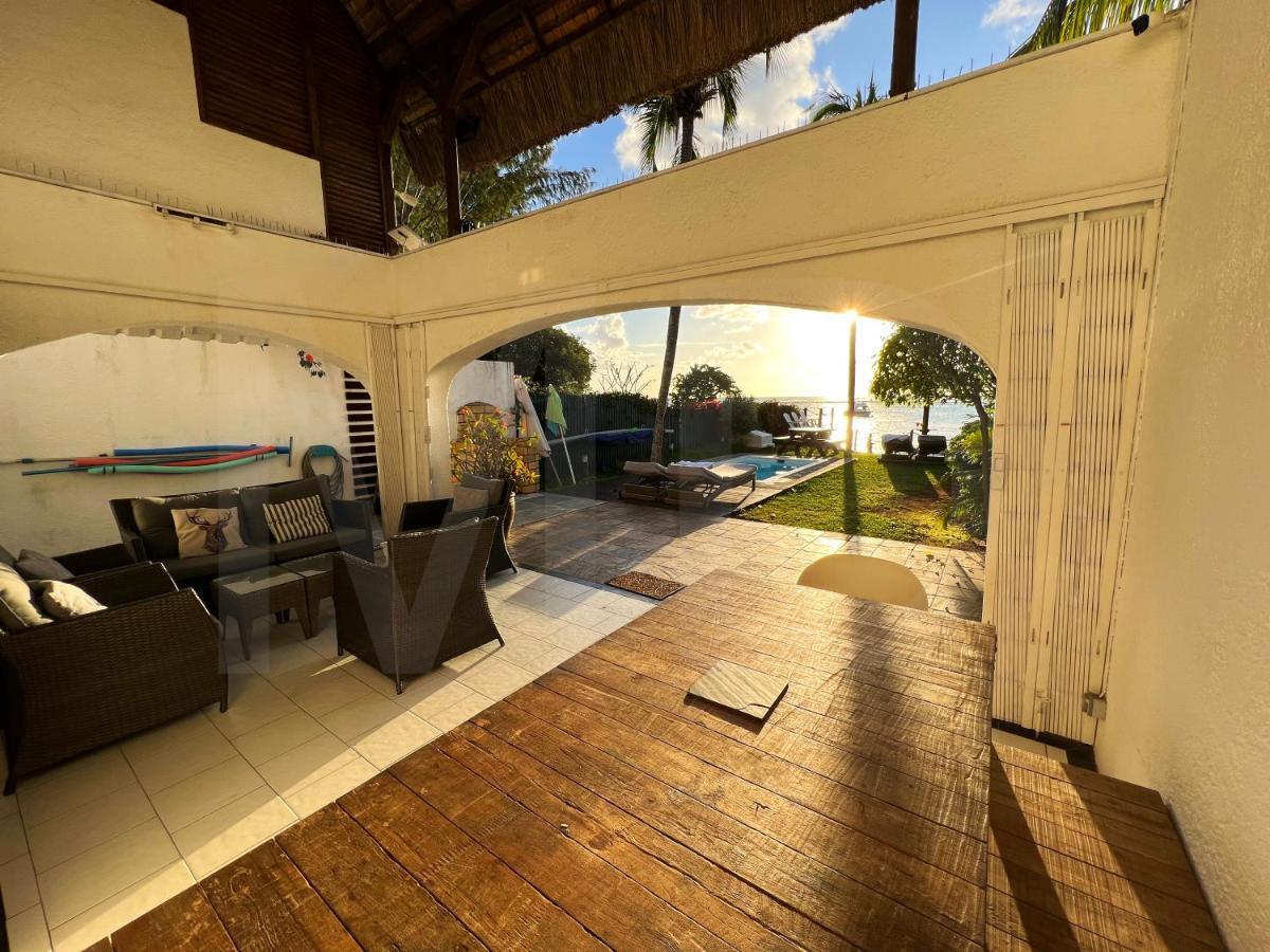 Caro'S Beachfront Trou aux Biches Exterior photo