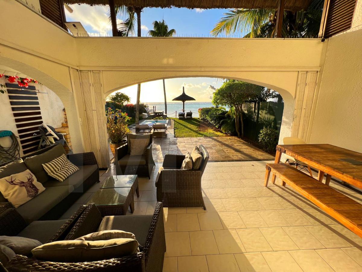 Caro'S Beachfront Trou aux Biches Exterior photo